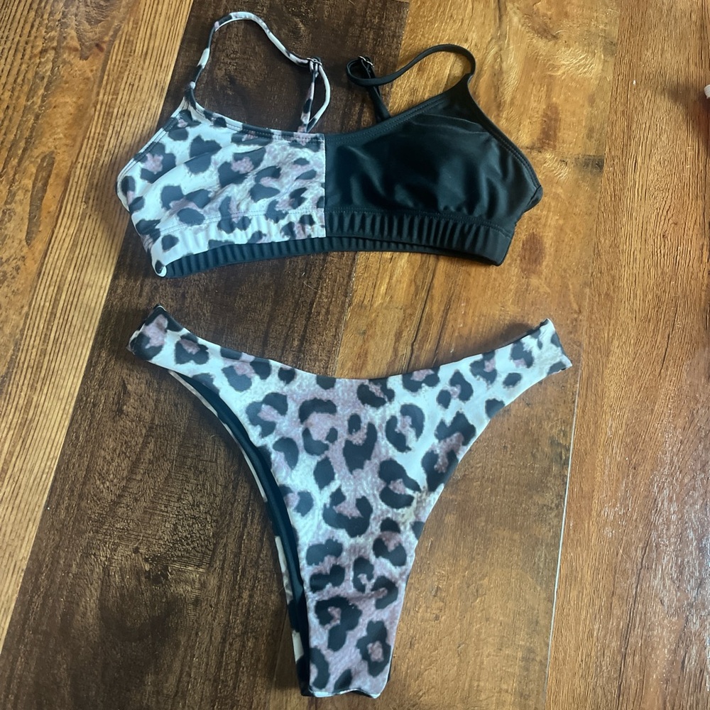 Leopard Print and Black Women's Bikini Set